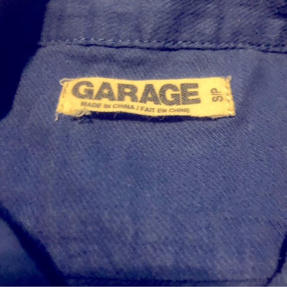 3/20$ Garage - Navy Blue Button Down Twist tie Bottom - Picture 4 of 6